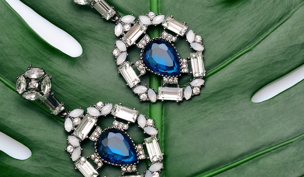 Accessorising 101: Less Is More