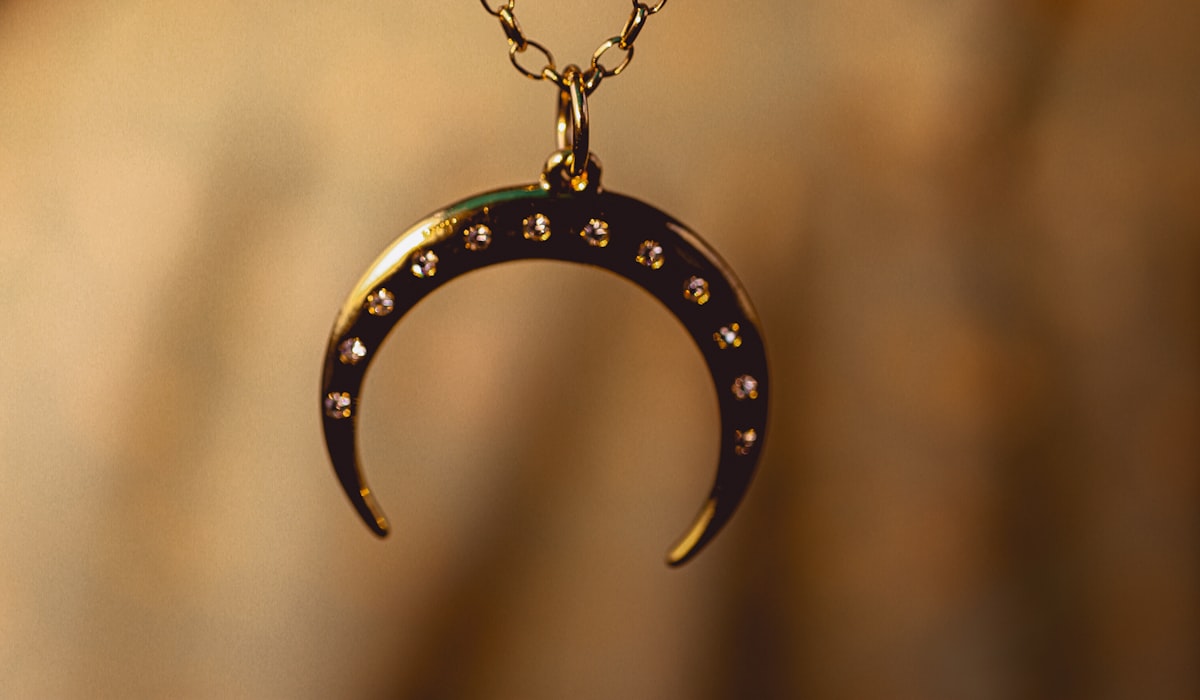 Jewellery Trends: Statement Pieces for Every Look